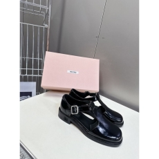 Miu Miu Sandals